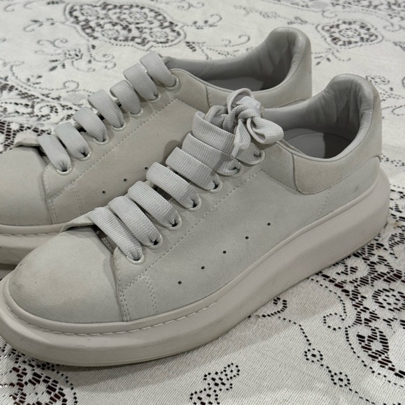 Alexander McQueen Larry Gray 553761 Mens Size 43 Sneakers Nubuck Shoes